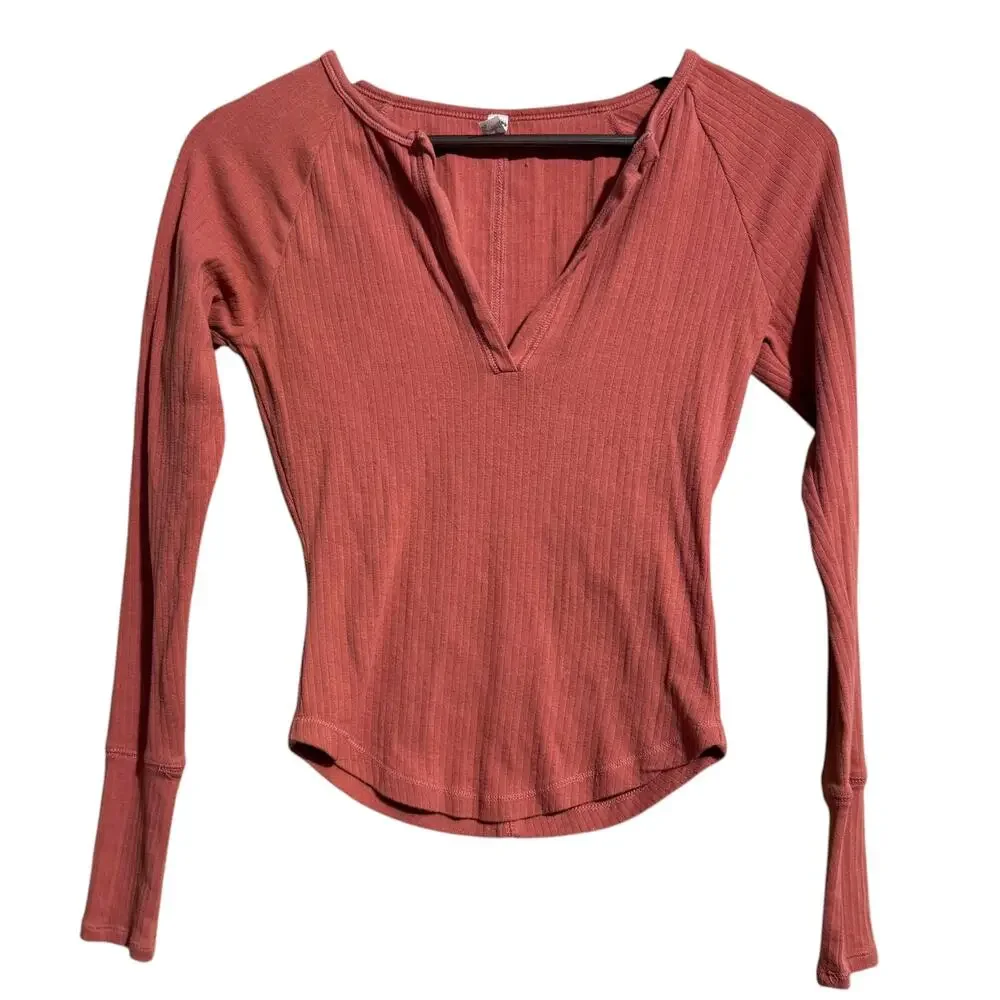 Free People Intimately Billie Ribbed Split-Neck Rust‎ Long Sleeve Top  Small